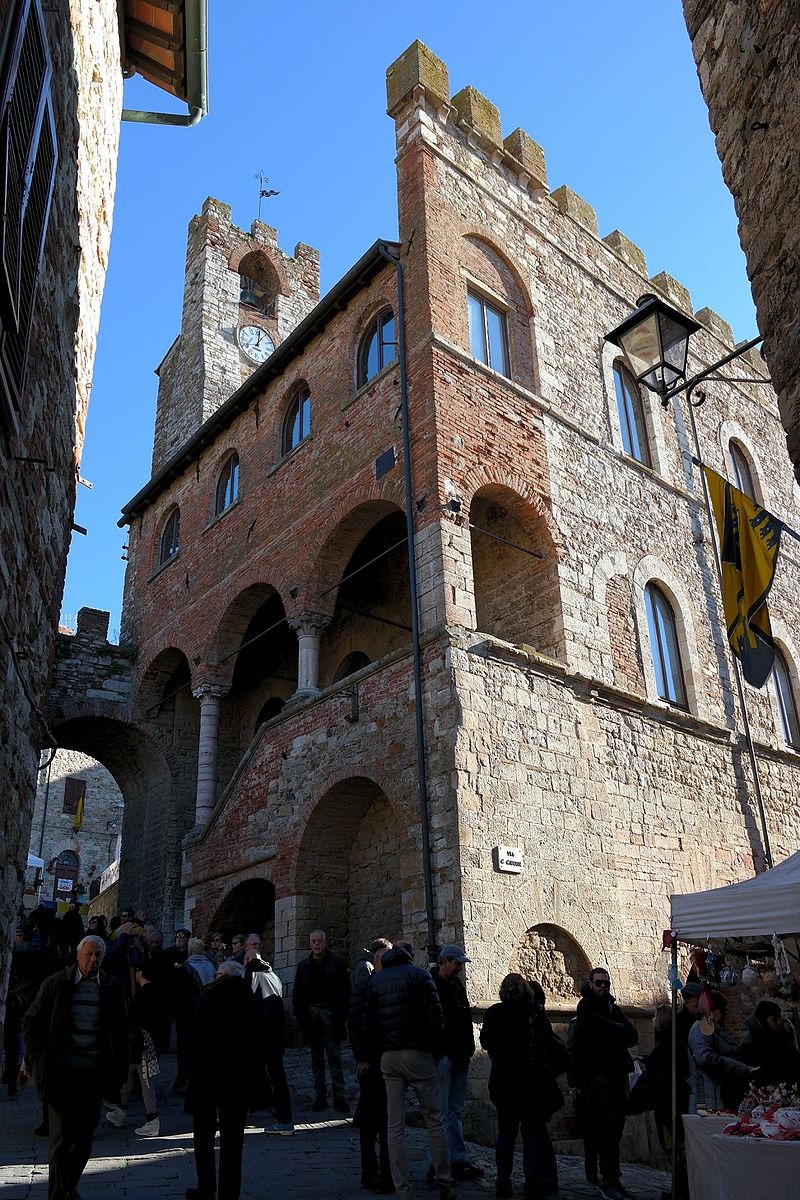 Suvereto